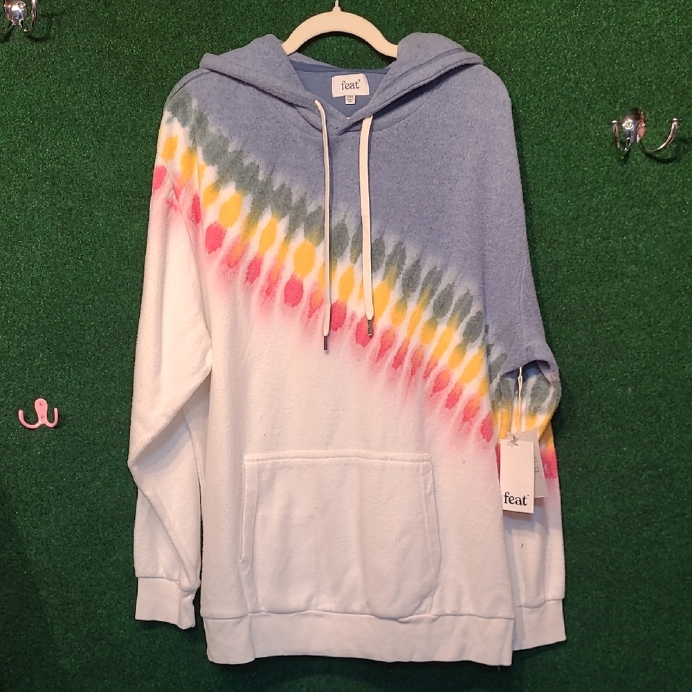 Feat Men's Blue and White Hoodie